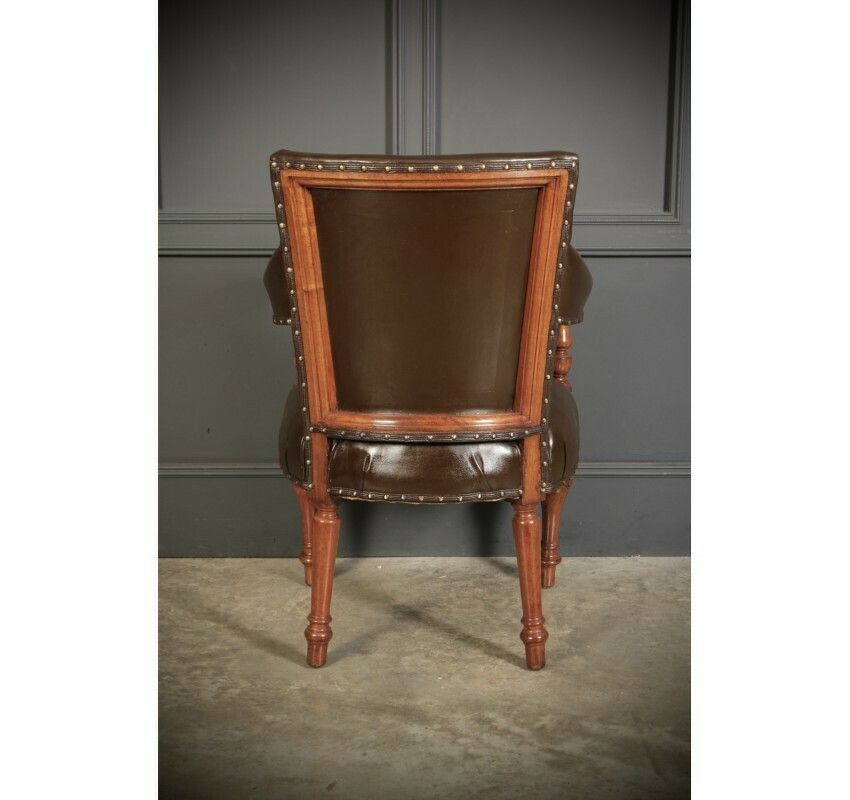 photo furniture Pair Of Victorian Mahogany & Leather Desk Chairs