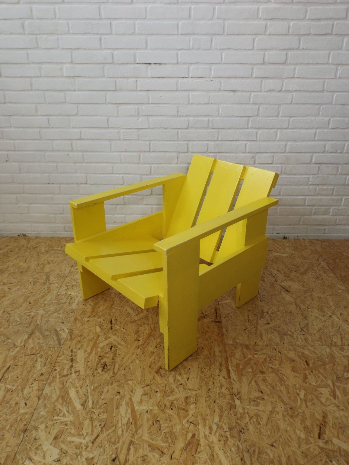 Crate Chair, Modernist, By Gerrit Rietveld photo vinterior