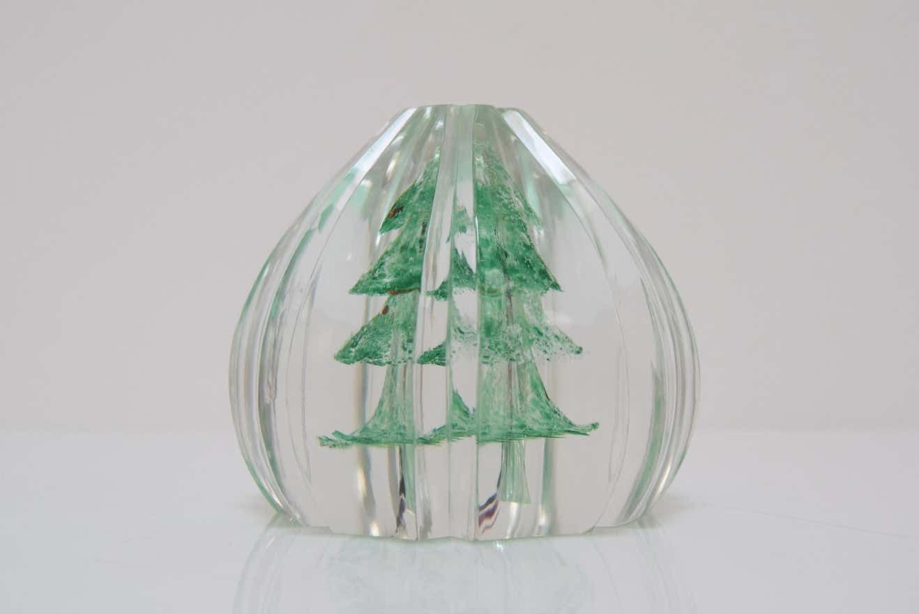 Art Glass Paperweight, Glasswork Novy Bor, 1950s photo furniture