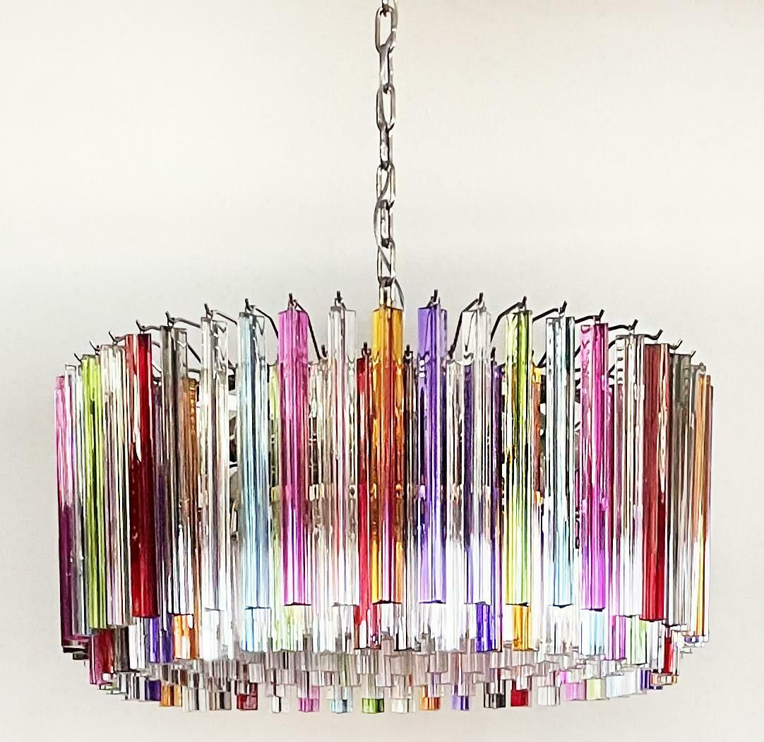 photo vinterior Spectacular Triedri Murano Glass Chandelier   265 Multicoloured And Clear Prism