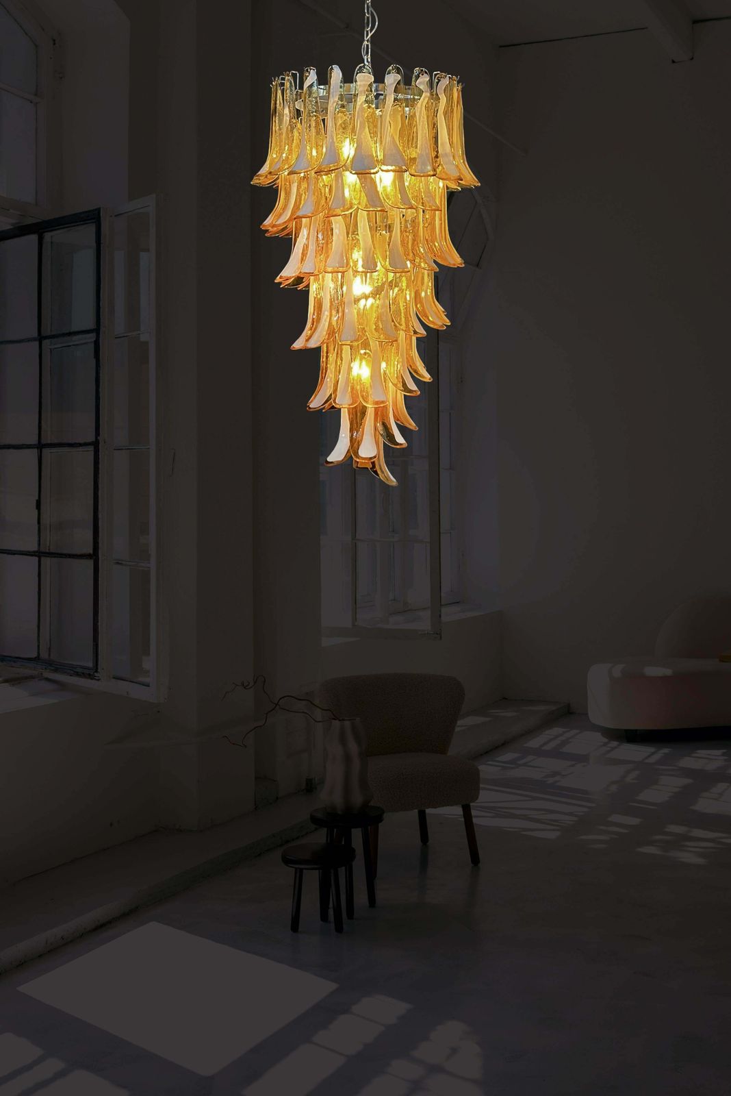 Huge Italian Murano Glass Spiral Chandelier   83 Amber Glass Petals photo vintage