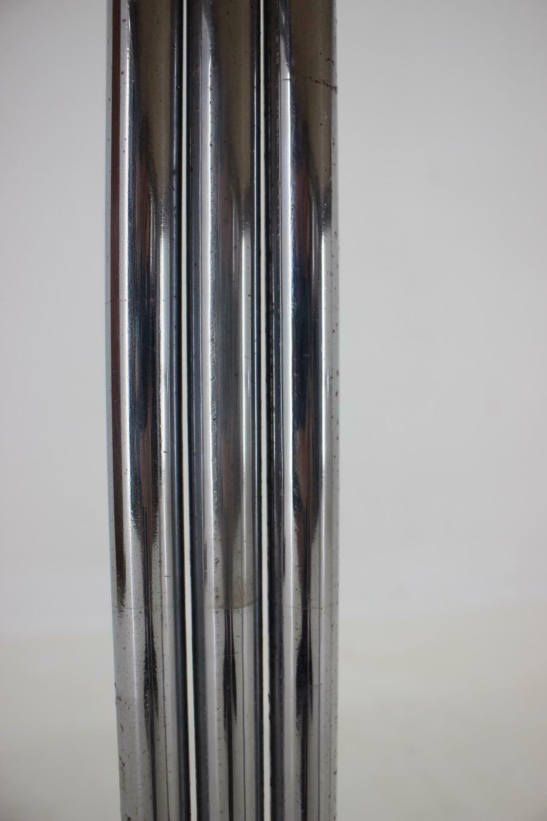Bauhaus Art Deco Tubular Steel Chrom Table   1930s photo for sale