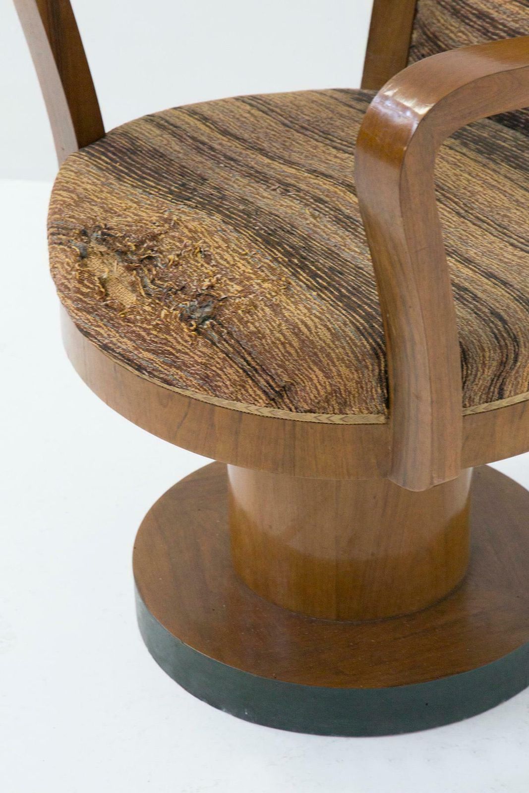 Italian Rationalist Armchair Attributed To A Bottoni Piero photo 6935.0