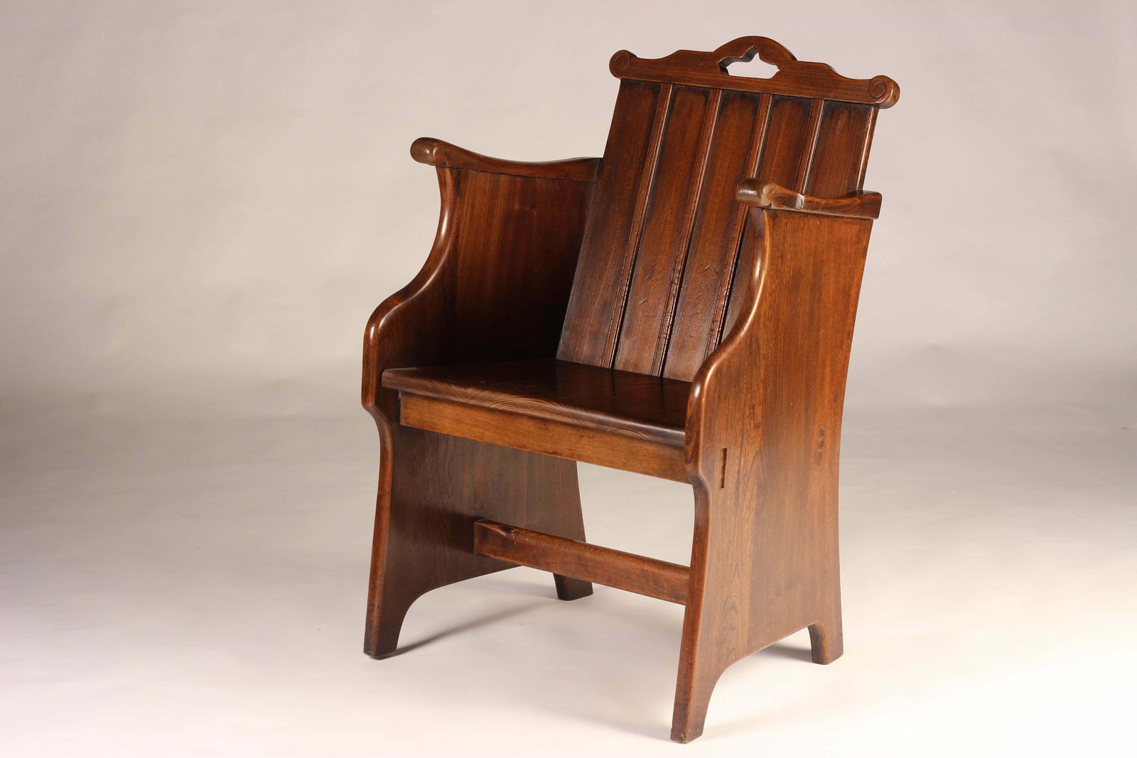 2400.0 Set Of Elm Tub Arts And Crafts Chairs With Panelled Backs And Carry Handles photo