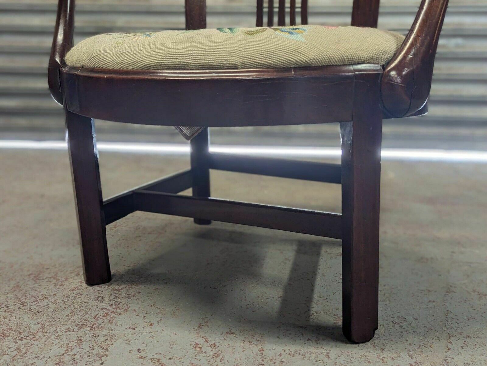 George III Mahogany Splat Back Armchair With Woolwork Seat photo vinterior