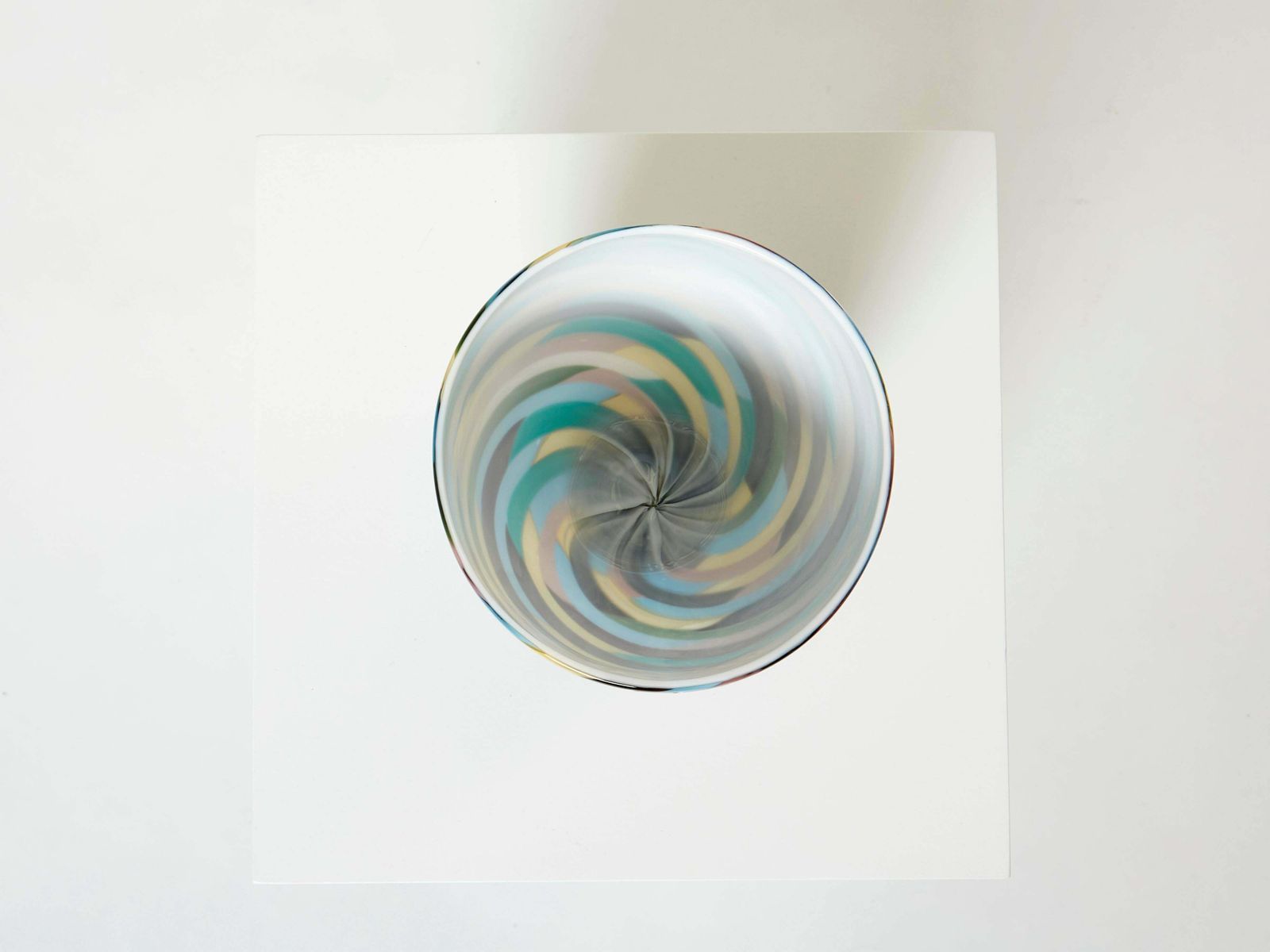 Laura De Santillana For Venini Blown Glass Klee Vase  1984 photo vinterior