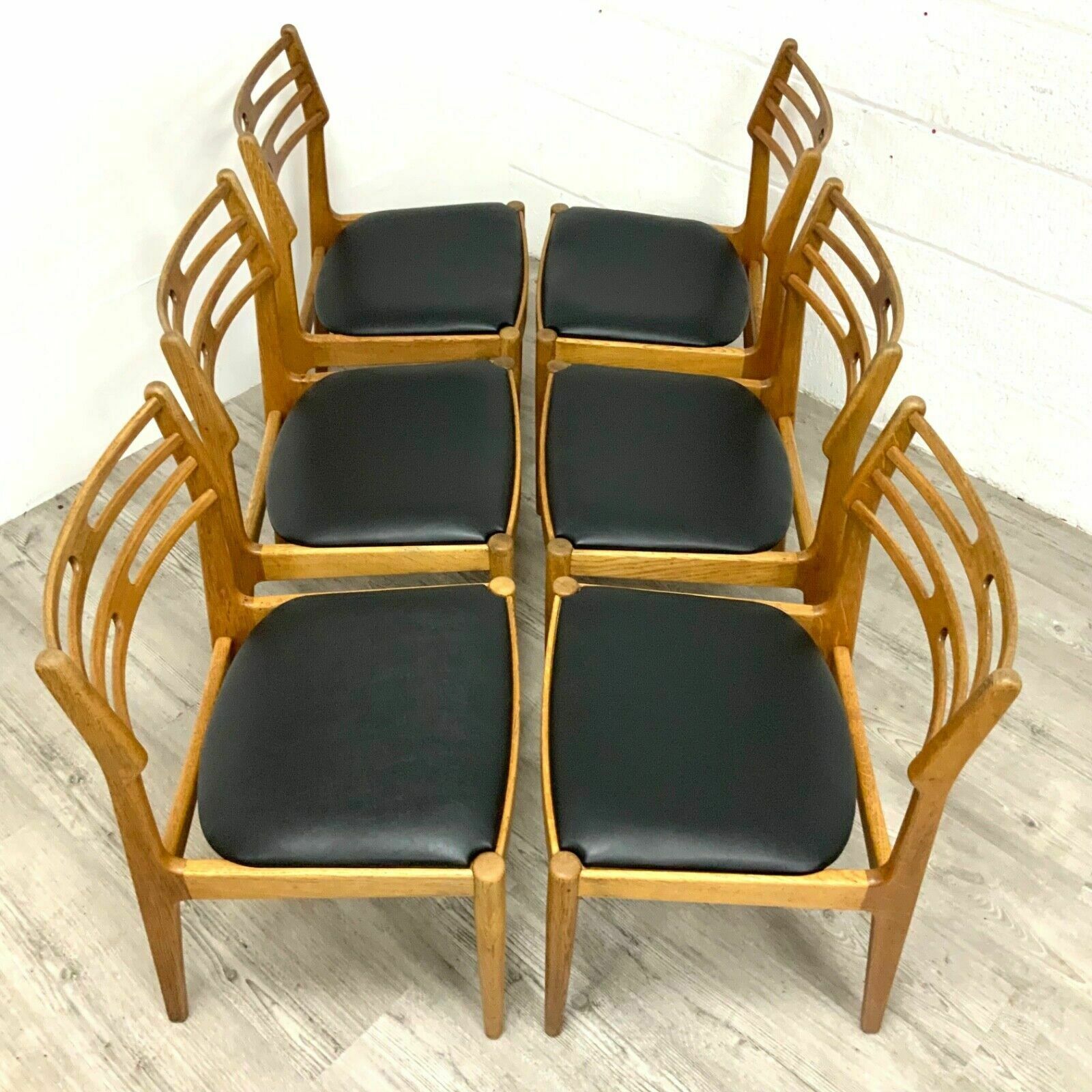 Set Of 6 Danish Johannes Andersen Model 101 Dining Chairs For Vamo Sonderborg photo for sale