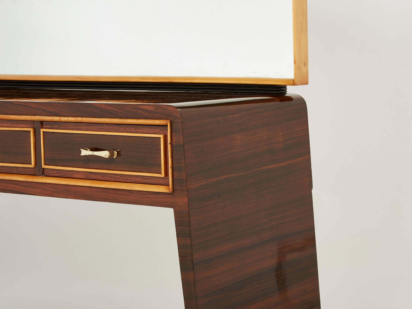 Console coiffeuse en palissandre, sycomore et laiton par Paolo Buffa, années 1940 photo for sale