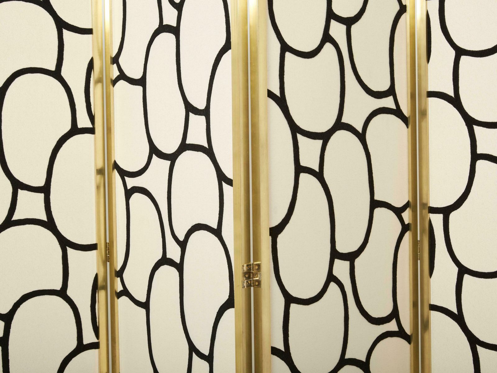 Galerie Maison Et Jardin Four Panel Brass And Silk Fabric Screen 1970 photo for sale