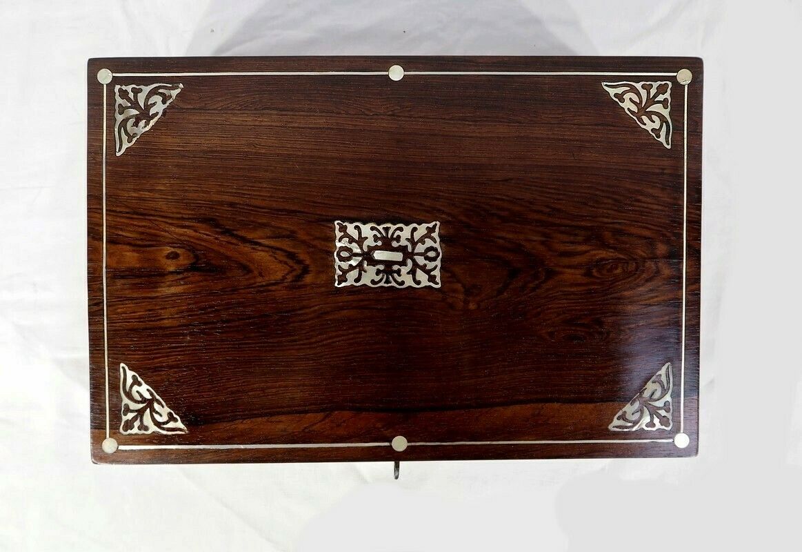 Walnut And Mother Of Pearl Travel Case, Napoleon III Period – Mid 19th Century photo Home Decor