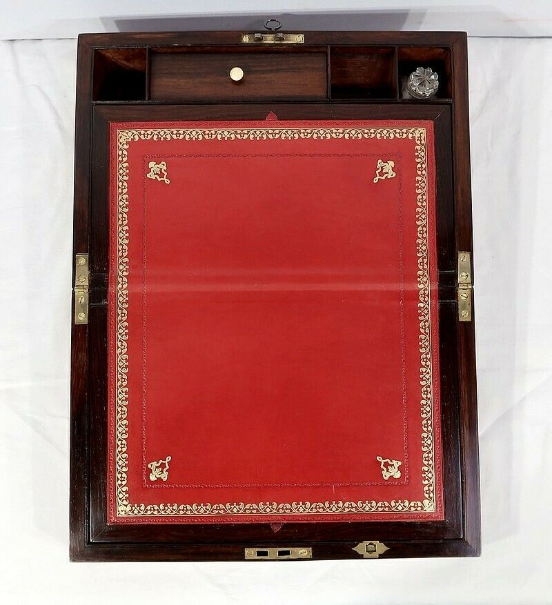 photo for sale Walnut And Mother Of Pearl Travel Case, Napoleon III Period – Mid 19th Century