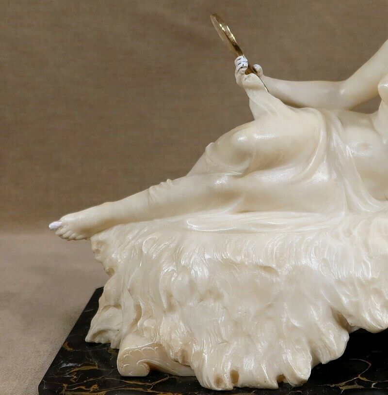 Important Sculpture "Venus At The Mirror" By A. Saccardi   Early 20th Century photo vinterior