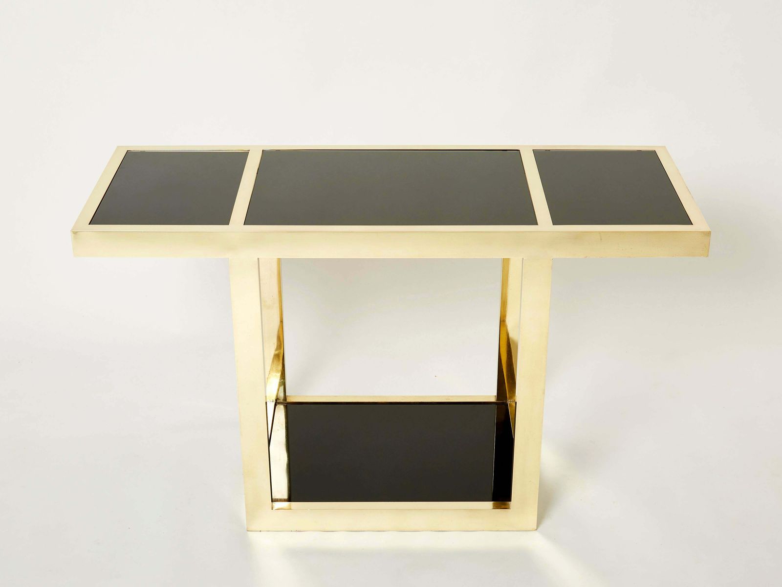 Console italienne mid-century en laiton et opaline noire, années 1970 photo furniture