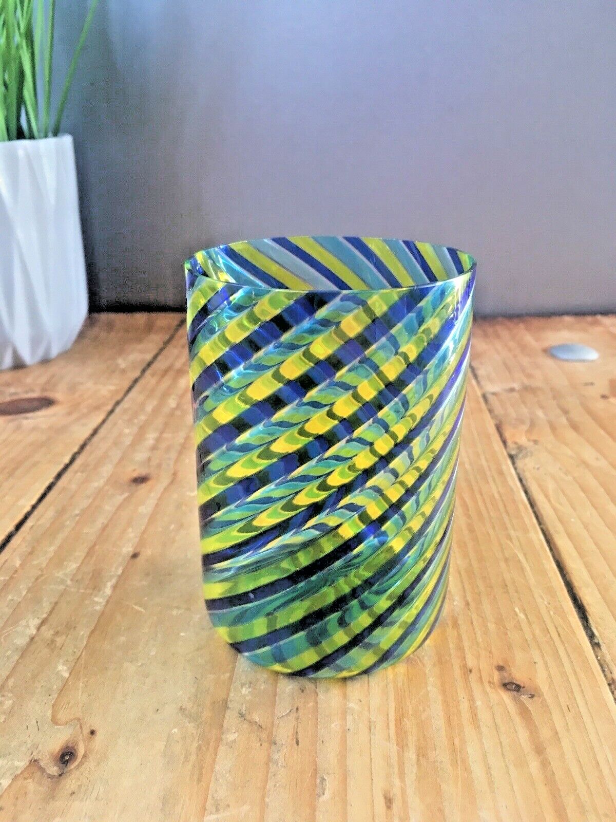 Superb Vetro Artistico Murano Spiral Candy Stripe Italian Glass Cylinder Vase photo Home Decor