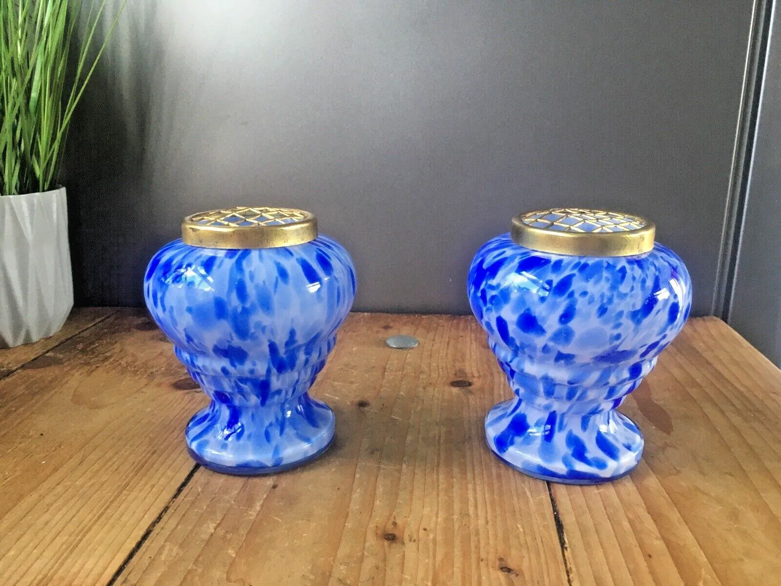 Superb Pair Of Art Deco Bohemian Czech Spatter Glass Posy Frog Vase Franz Welz photo for sale