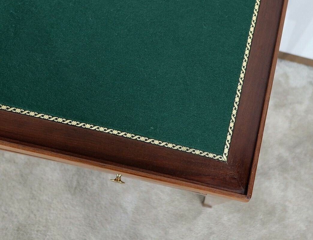 3635.9 Small Mahoganytable, Louis XVI, Late 18th Century photo
