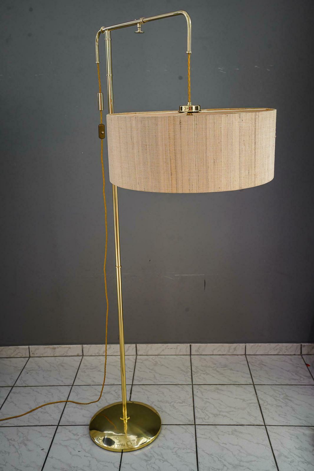 photo vinterior Rare And Big Adjustable Floor Lamp With Original Shade By Kalmar Around 1950s