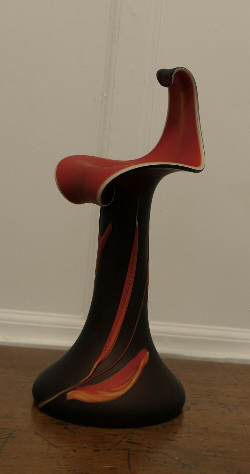 photo furniture Large Glass Jack In The Pulpit Art Glass Vase.