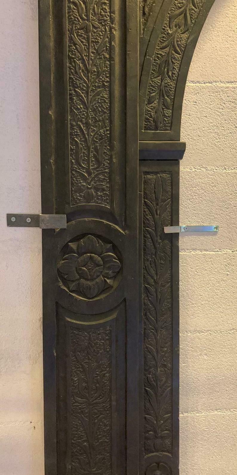 Important And Antique Portal Frame In Black Slate, 16th Century, Italy Genoa photo vinterior