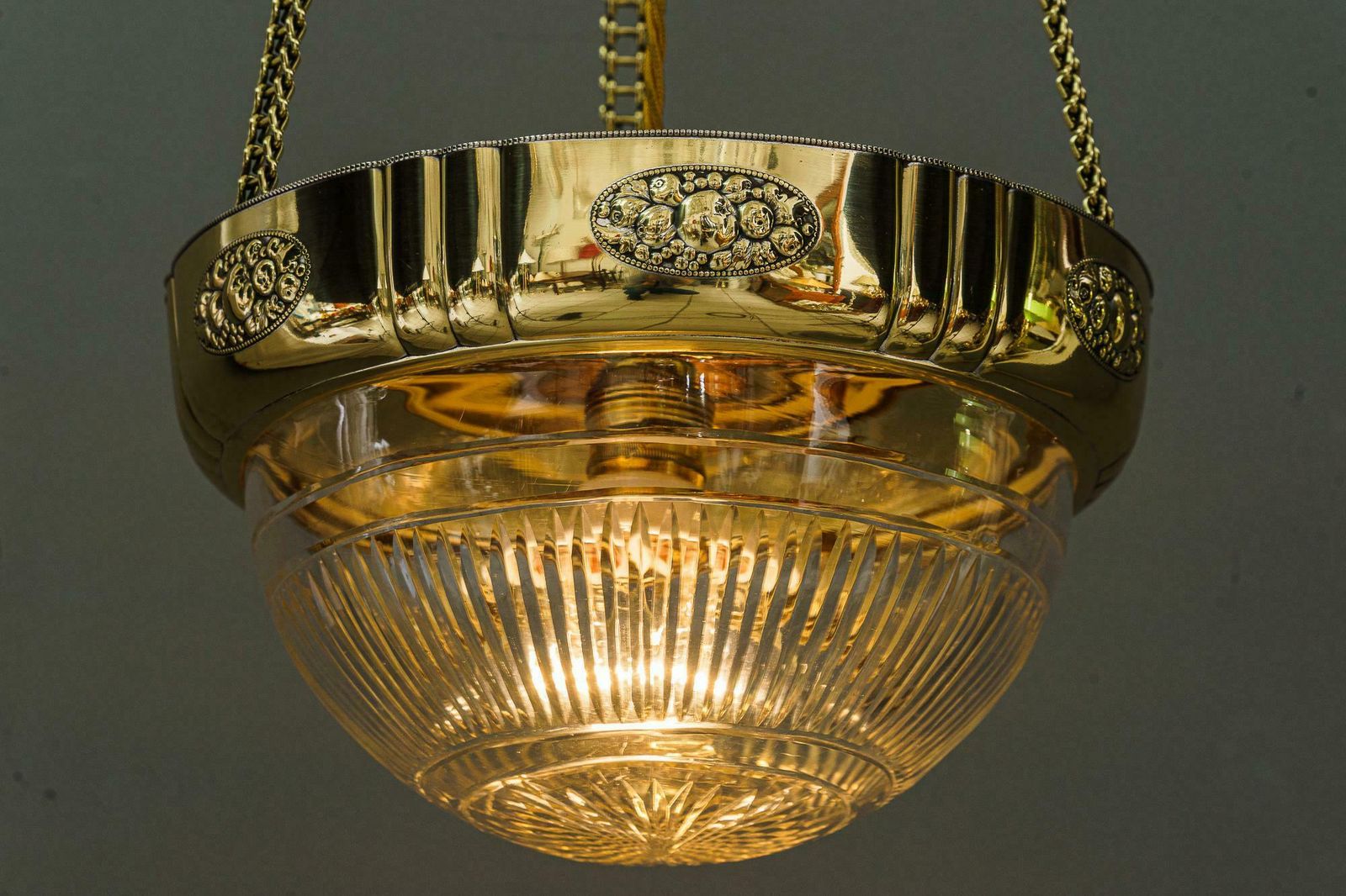 photo vinterior Art Deco Pendant With Original Antique Cut Glass Shade Vienna Around 1920s
