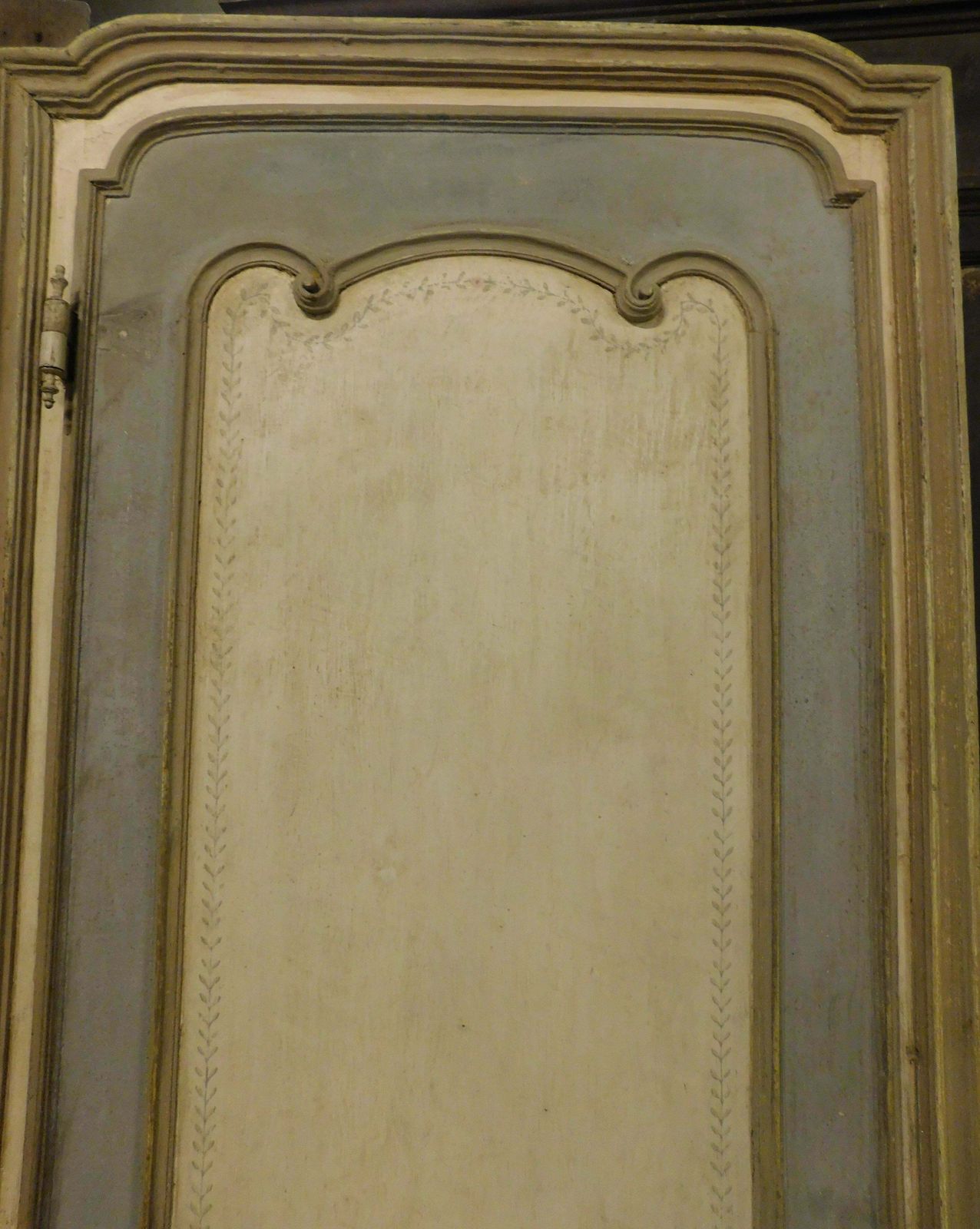 Baroque Door, Sculpted And Lacquered, Arched And Complete With Frame, '700 Italy photo 2721.0