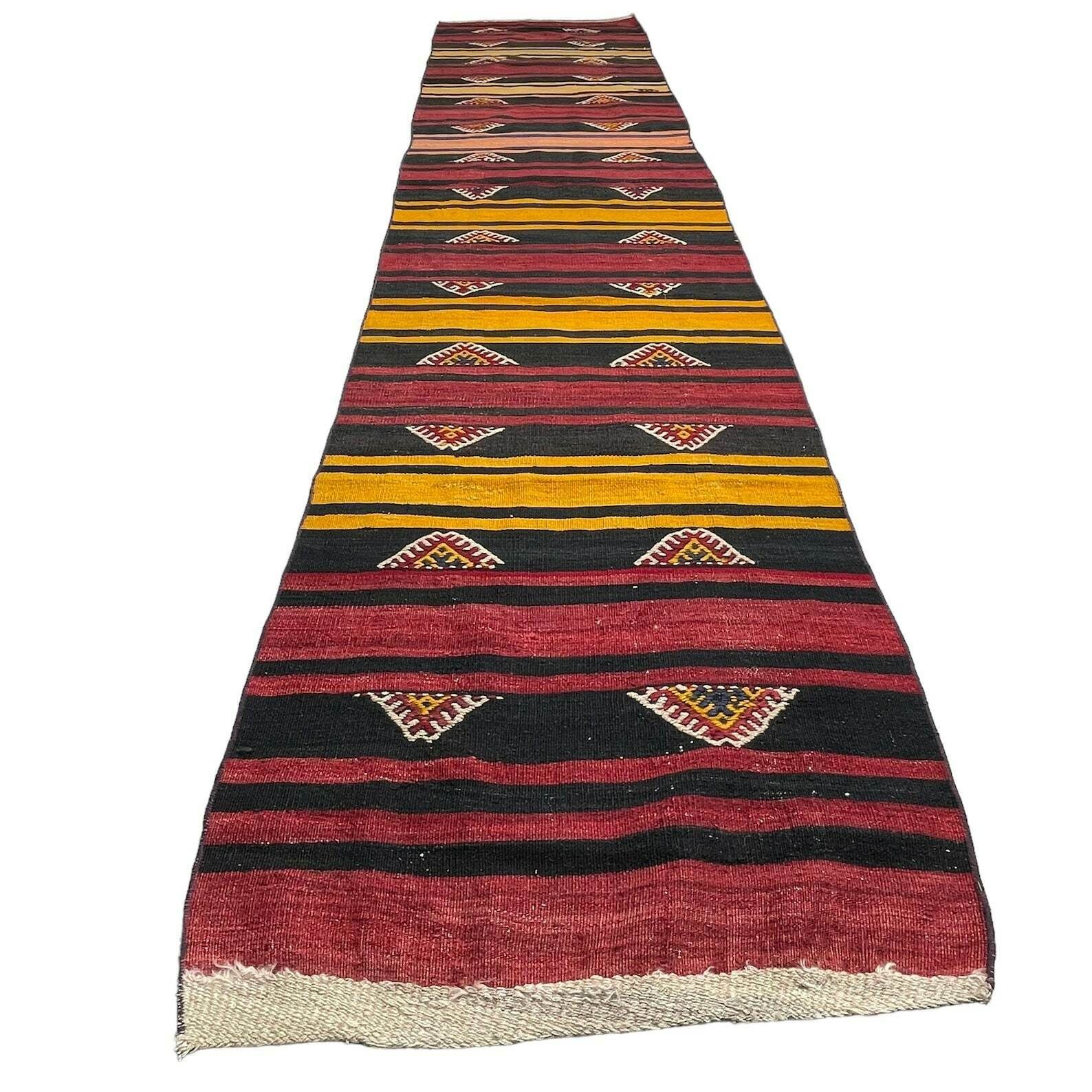 Traditional Turkish Kilim Runner ,Vintage Anatolian Turkish Kelim photo Textiles
