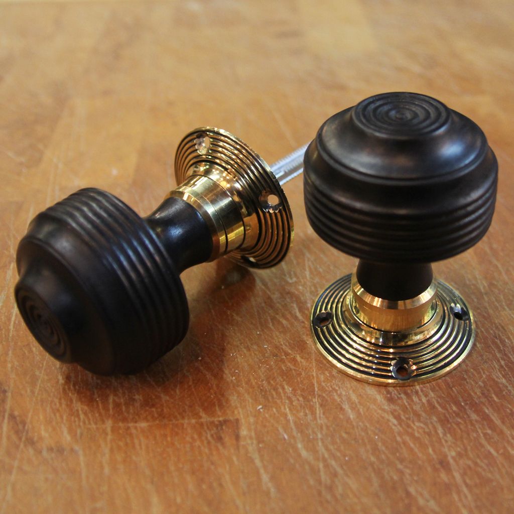 Reeded Wooden Doorknobs Wdk4