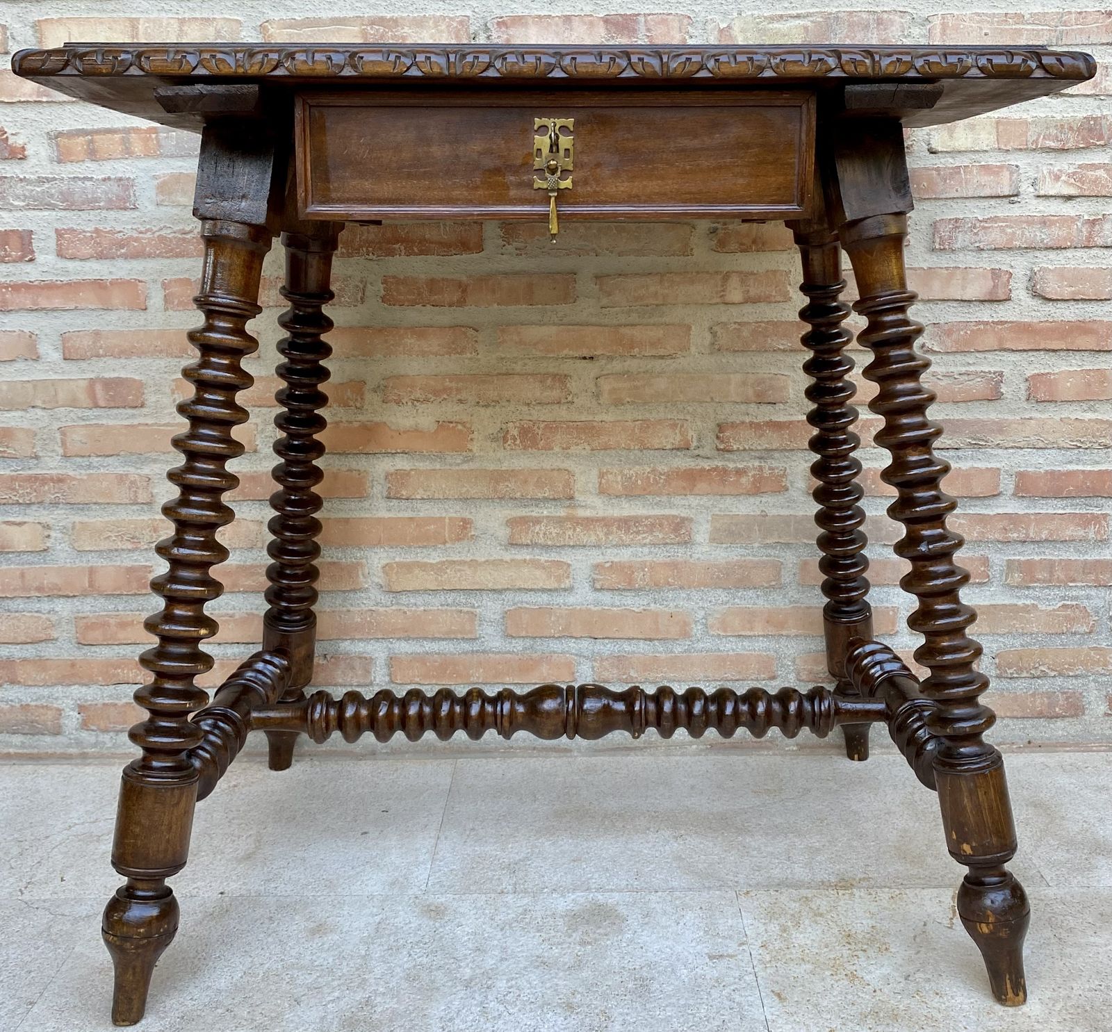 photo furniture Mid 20th Century French Walnut Carved Side Table With Turned Legs And Stretcher
