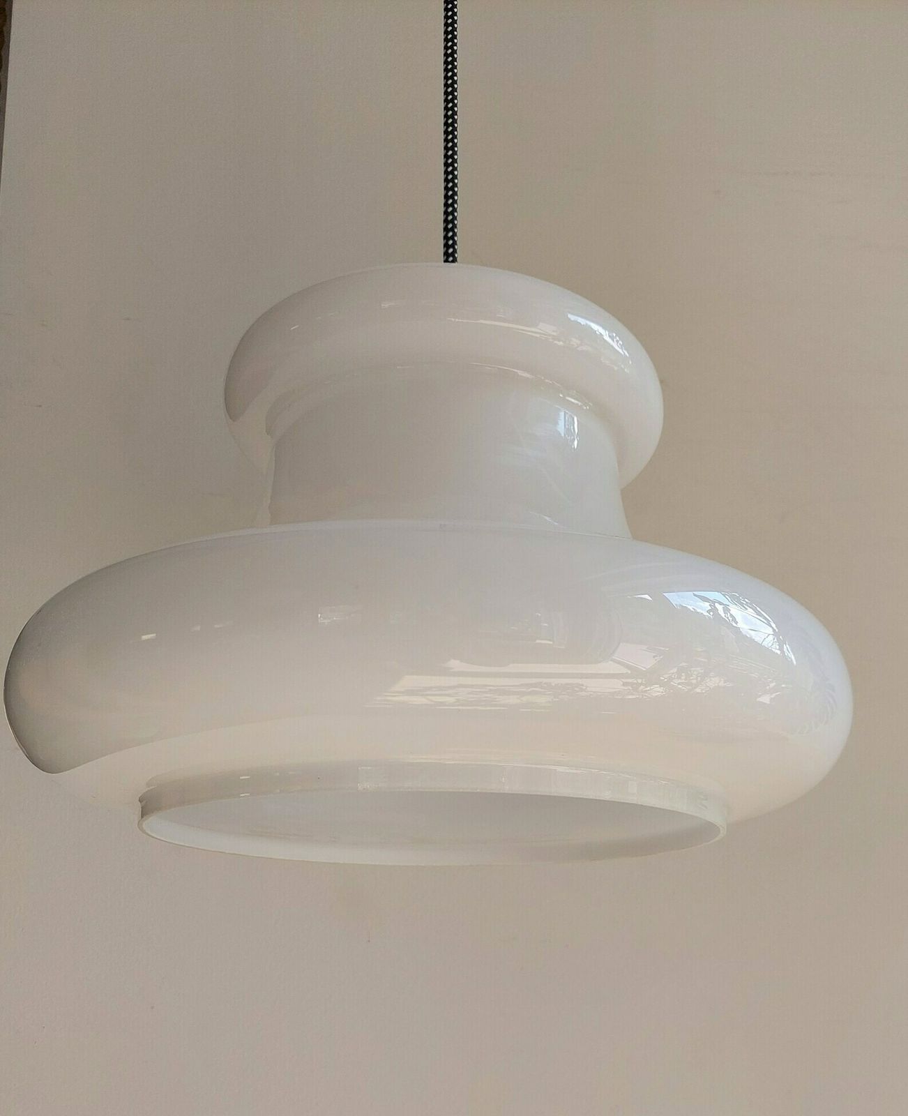Retro Pendant Light / Retro Ceiling Light / Ufo Pendant Light / Space Age /White And Black/ Mcm Pendant Light /Mcm Interior / Mcm Home / 70s photo Lighting