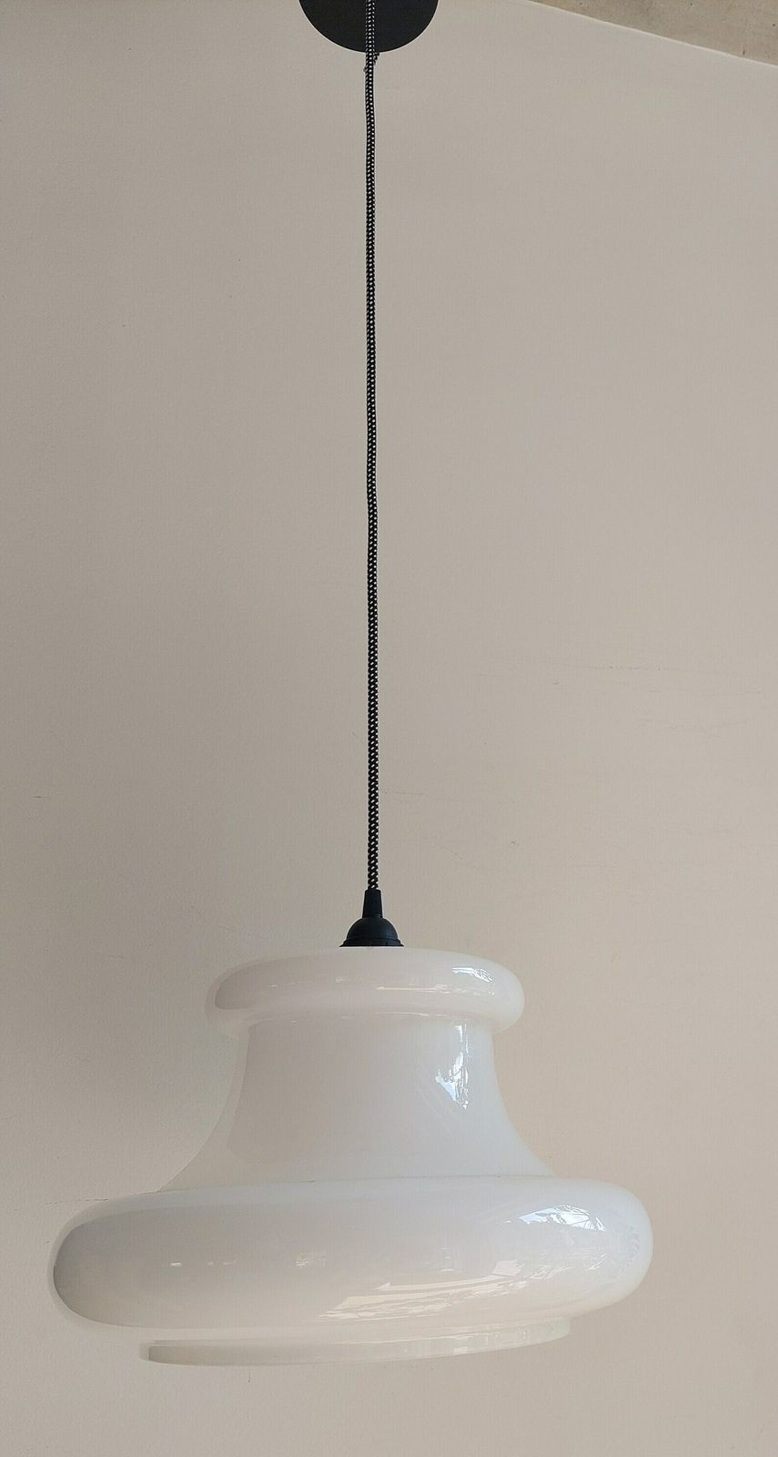 Retro Pendant Light / Retro Ceiling Light / Ufo Pendant Light / Space Age /White And Black/ Mcm Pendant Light /Mcm Interior / Mcm Home / 70s photo vinterior