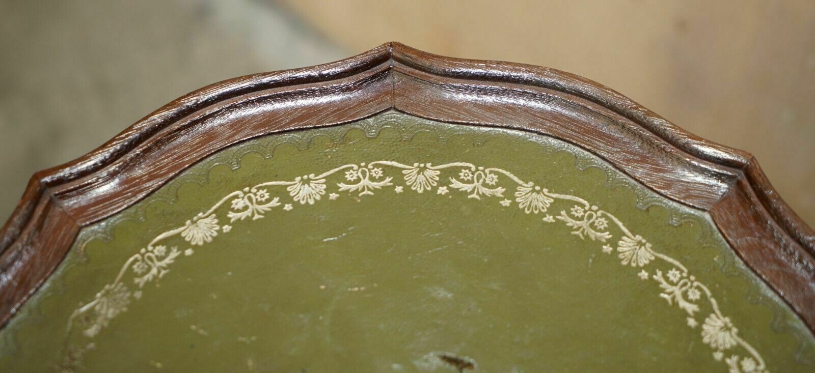 450.0 Luxury Green Leather With Gold Leaf Inlay Mahogany Tripod Lamp Side End Table photo
