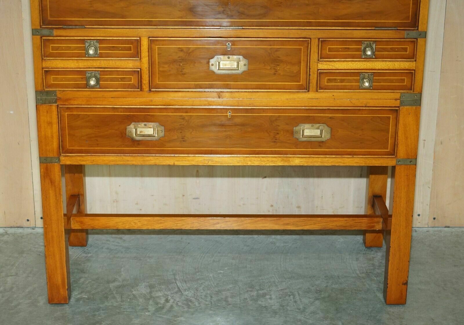 Harrods Kennedy Burr Yew Wood Green Leather Secrataire Desk Chest Of Drawers photo vinterior