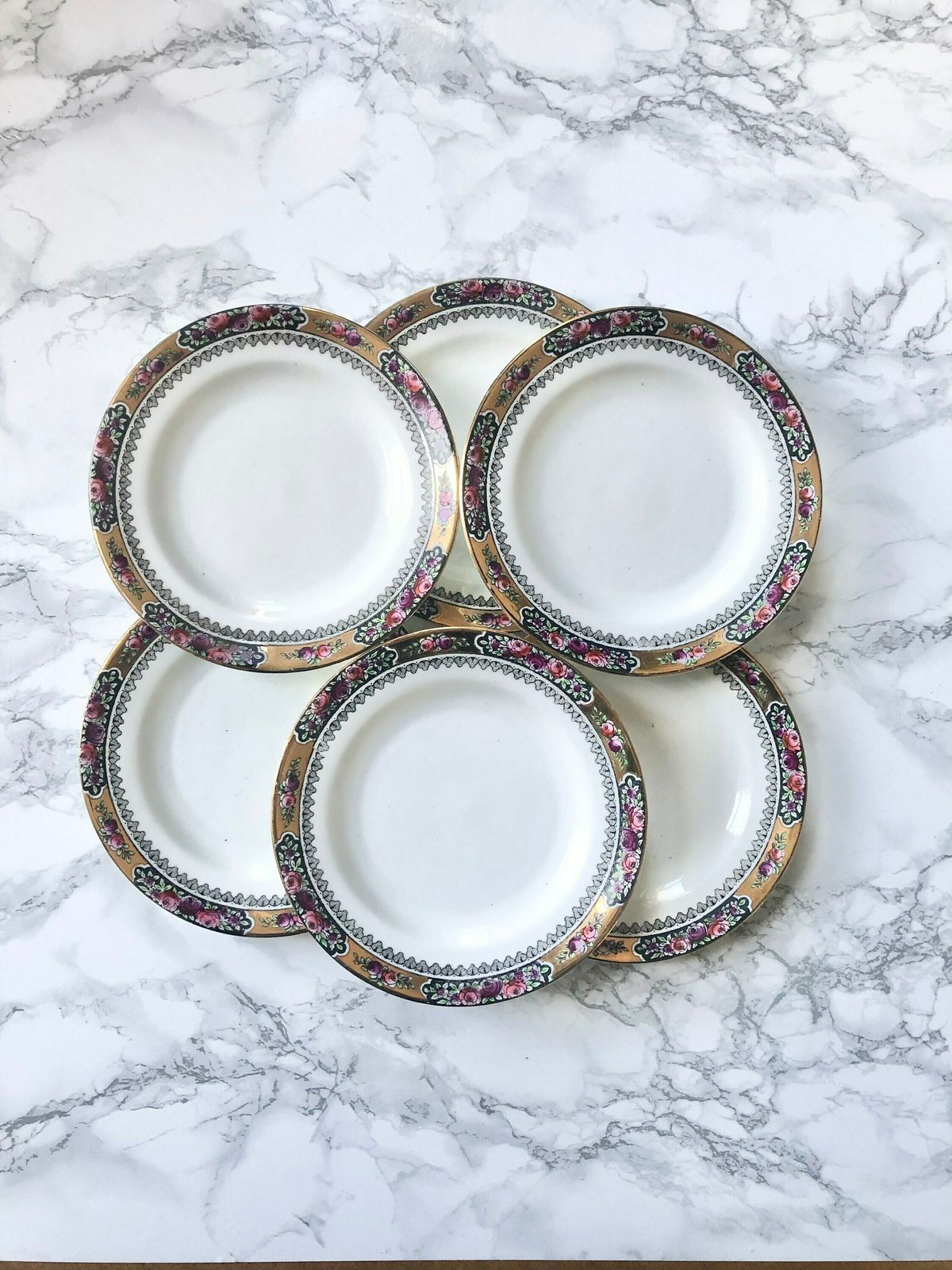 Set Of 6 Small Antique Bone China Plates Decorated With Hand Painted Flowers And Gilding