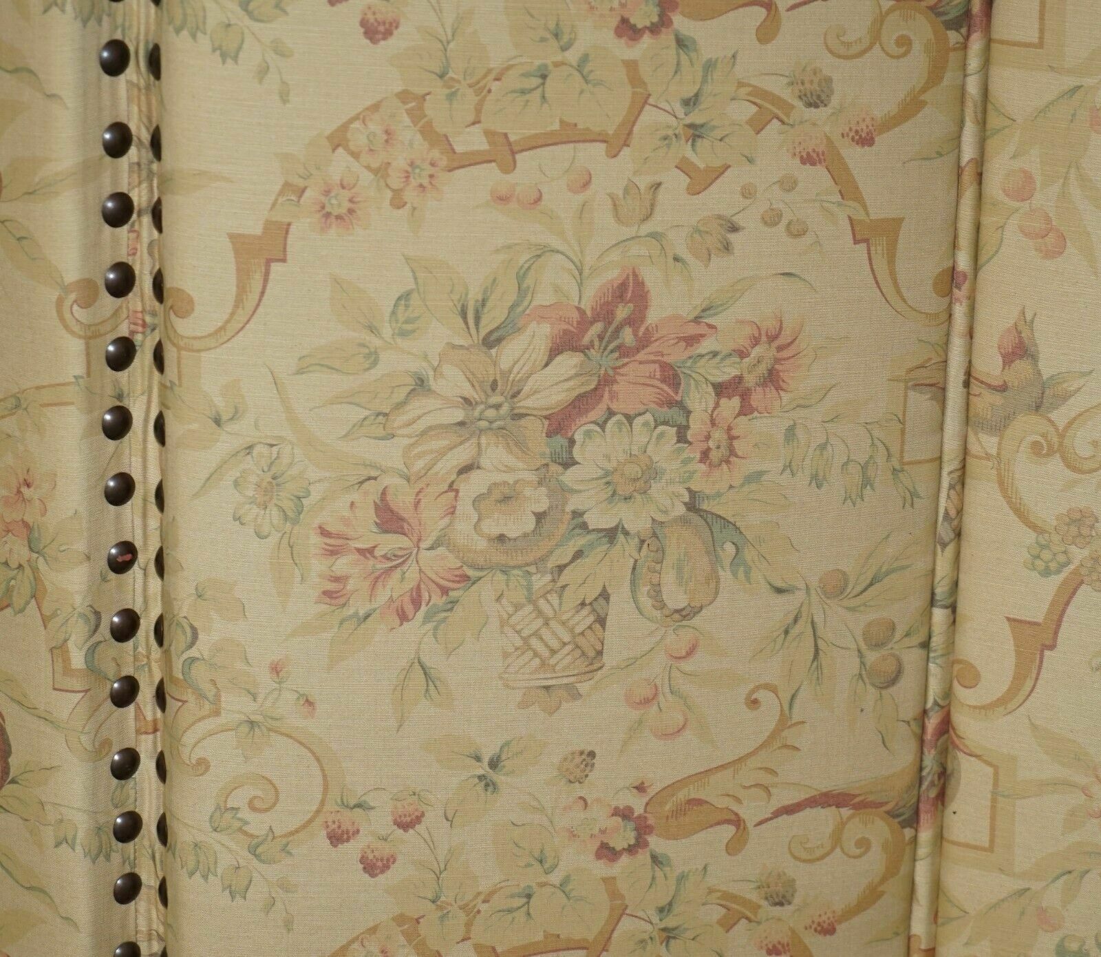 photo vintage Fine George Smith Chelsea Mahogany & Floral Upholstered Room Divider