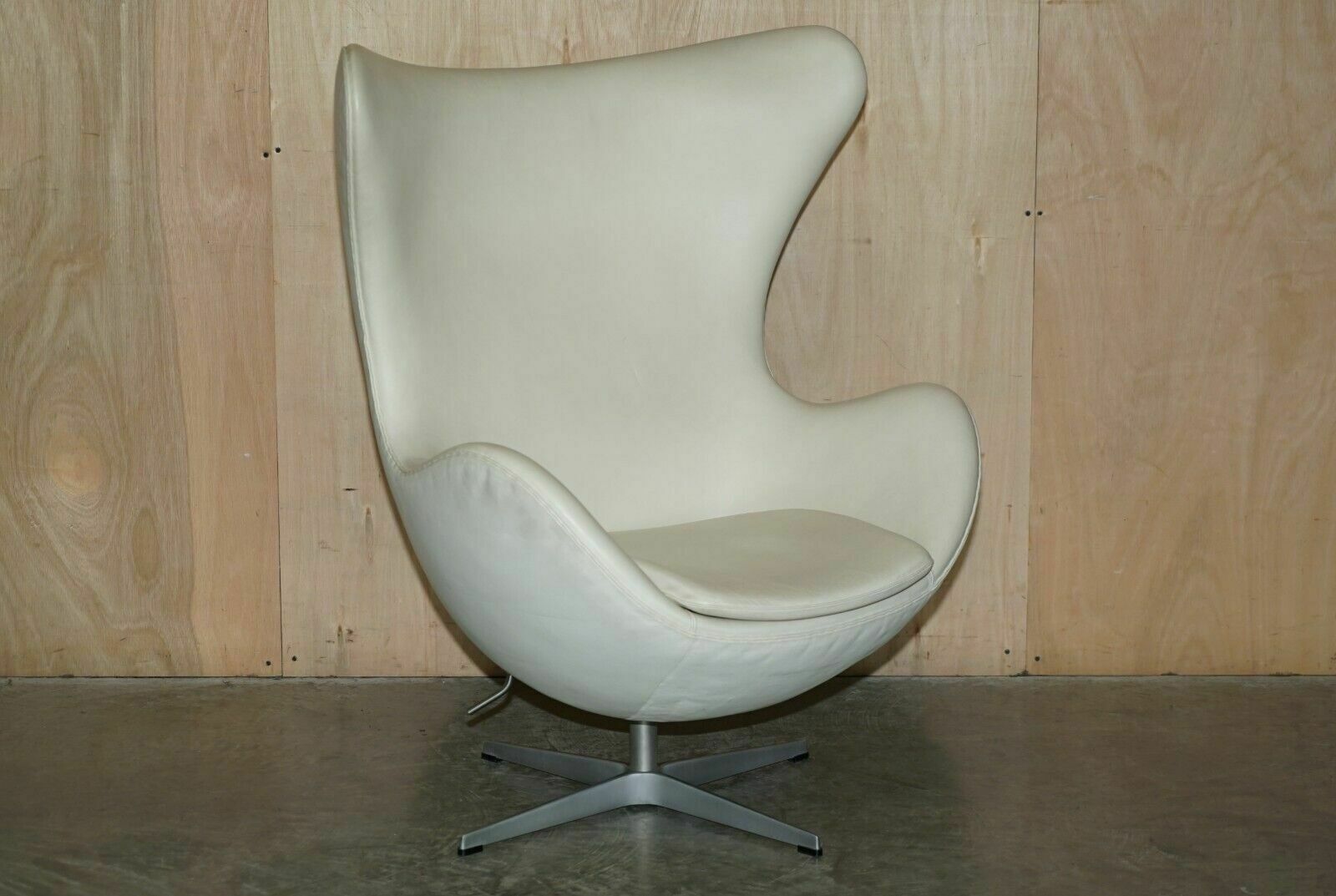 Rrp £17,649 Stamped Fritz Hansen Cream Leather Egg Chair & Ottoman Footstool photo 10000.0