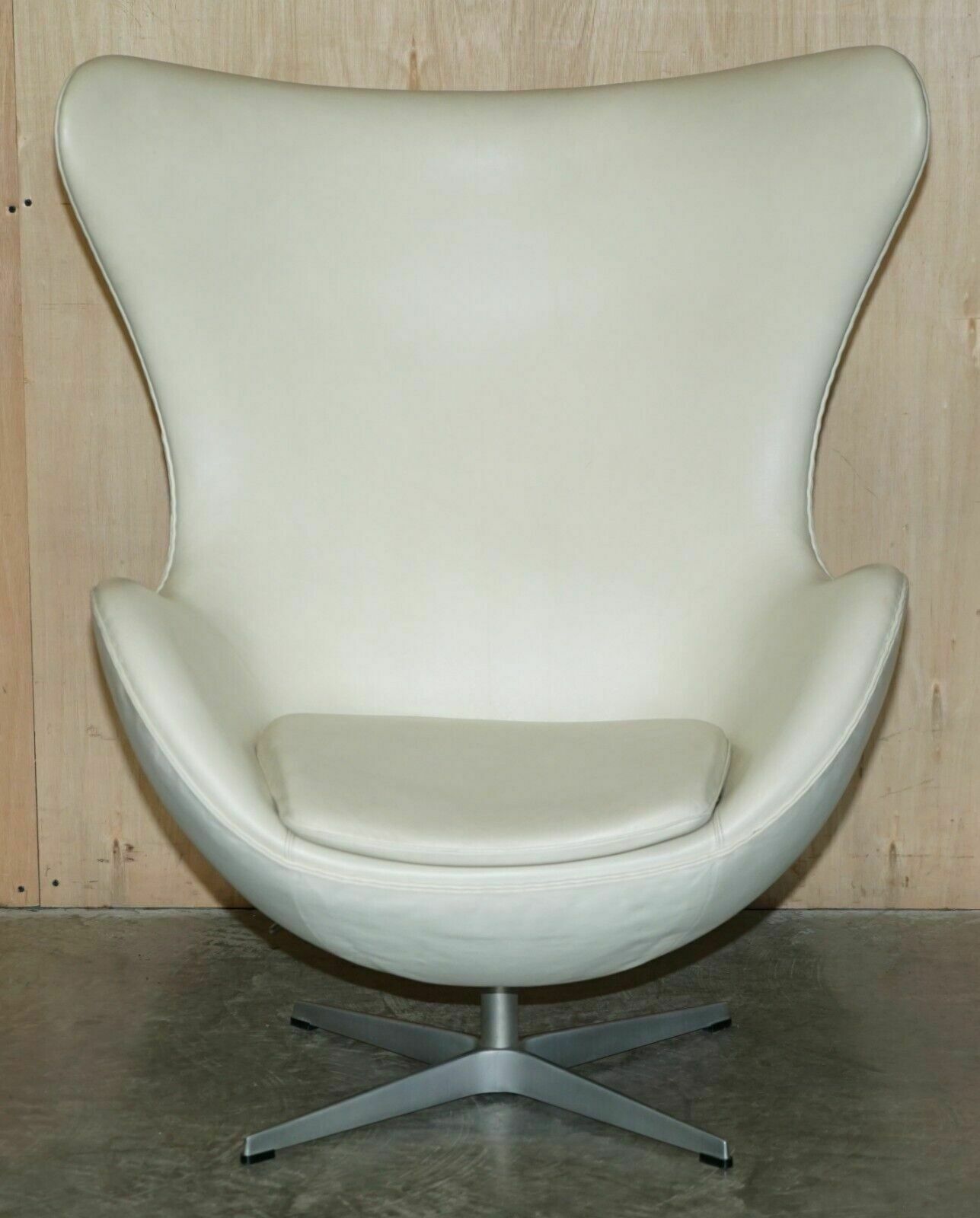 Rrp £17,649 Stamped Fritz Hansen Cream Leather Egg Chair & Ottoman Footstool photo vinterior