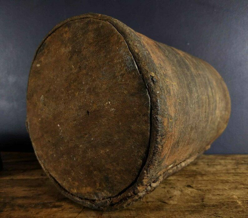 photo furniture 19th Century Gabon Africa Wood Tree Bark Container Box, Antique Primitive Bentwood African Wooden Treen Box