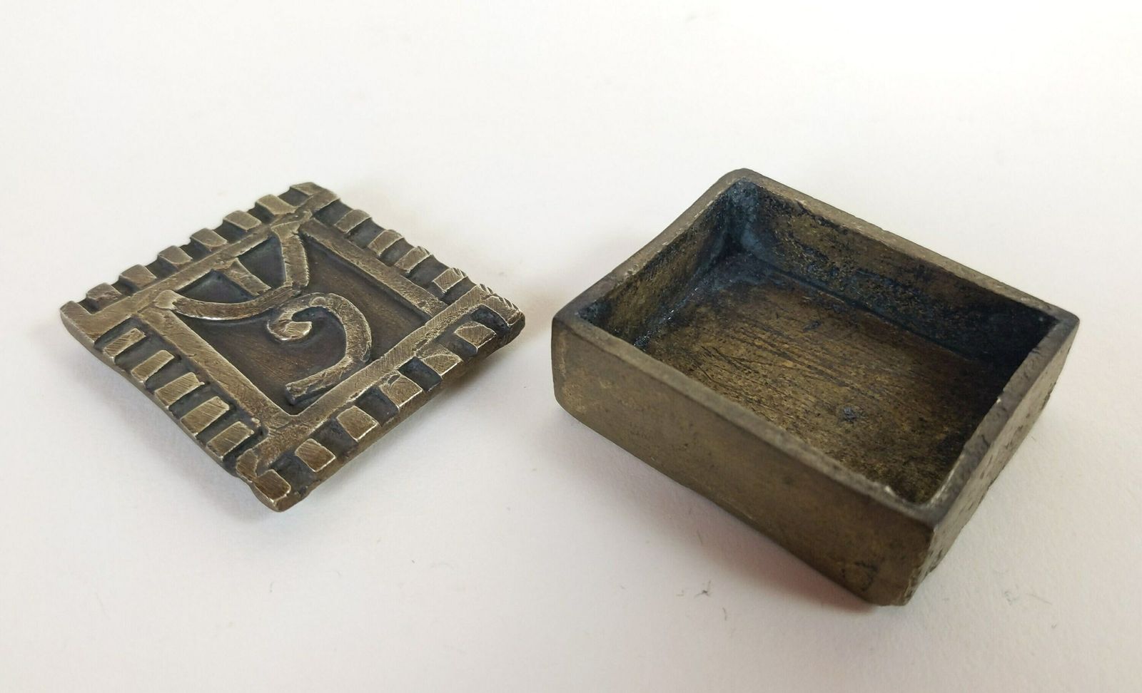 West Africa Ghana Ashanti Akan Gold Dust Box Late 19th Century To Early 20th Century, Antique African Art photo vintage