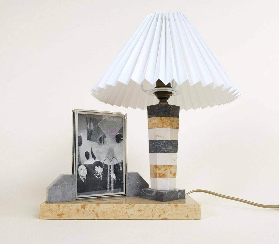 Vintage French Art Deco Mixed Marble And Picture Photo Holder Table Lamp With White Pleated Lampshade photo 136.0