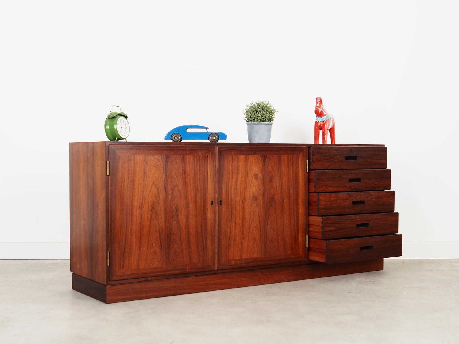 Vintage Dresser, Danish Design, 1970s, Designer: Kai Winding photo vinterior