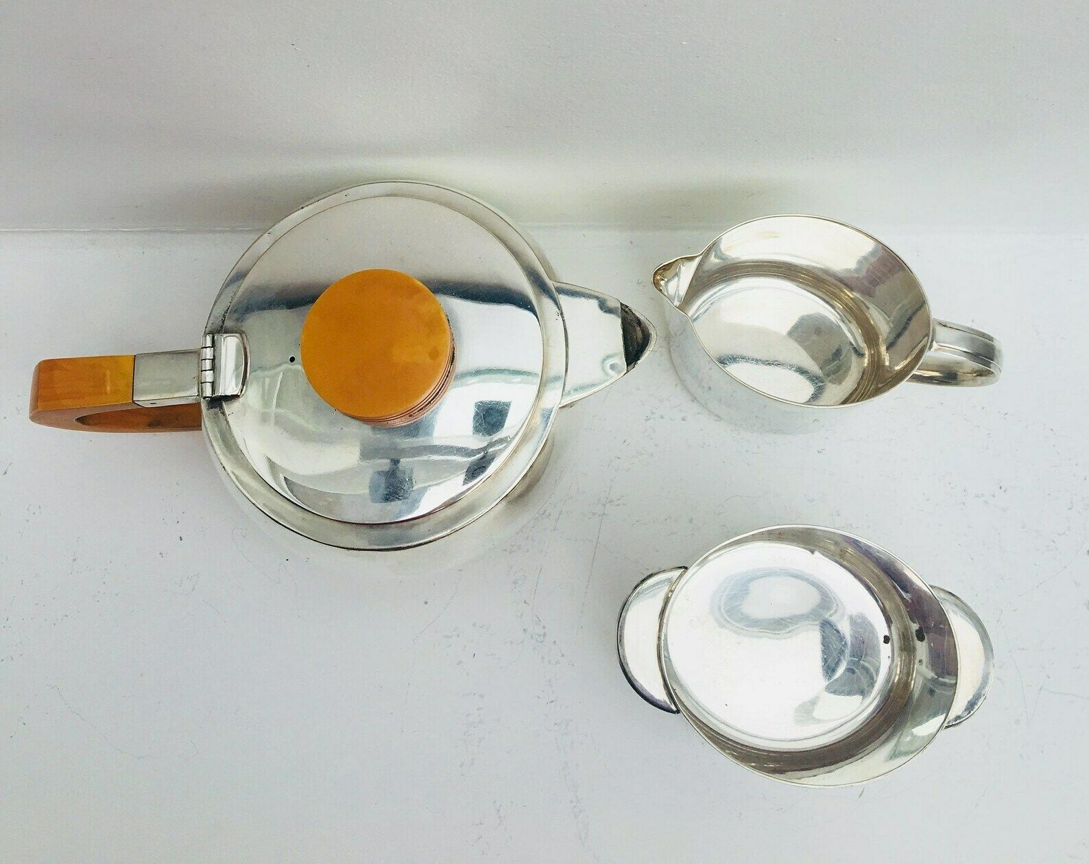 Art Deco Tea Set, Elkington & Co Cardinal Plate Silver Plated Vintage 1920s Butterscotch Bakelite Handles Tea Pot, Creamer Sugar Bowl 1920 photo Home Decor