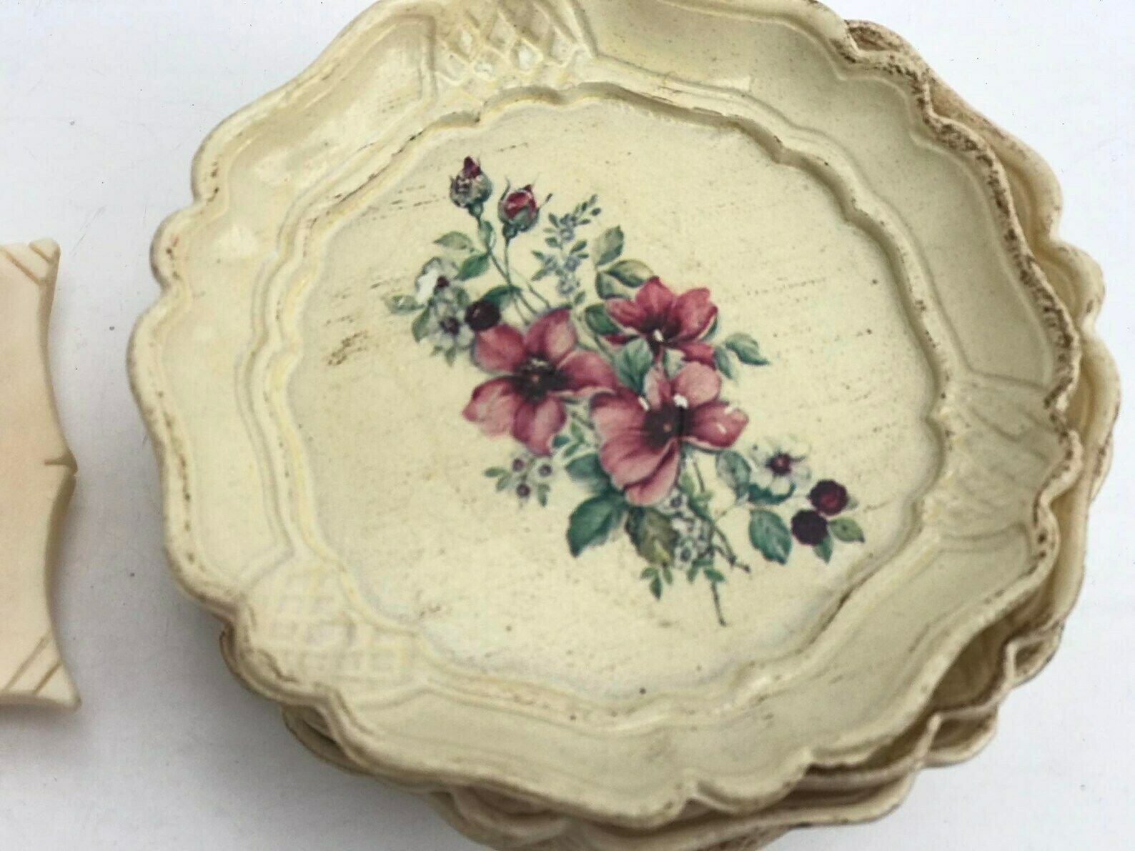 Set Of 6 Coasters Beige Cream With Flowers Resine With A Salt Cellar Made Of Bone With Spoons Bar Deco Table Decor Bar Accessories photo Home Decor