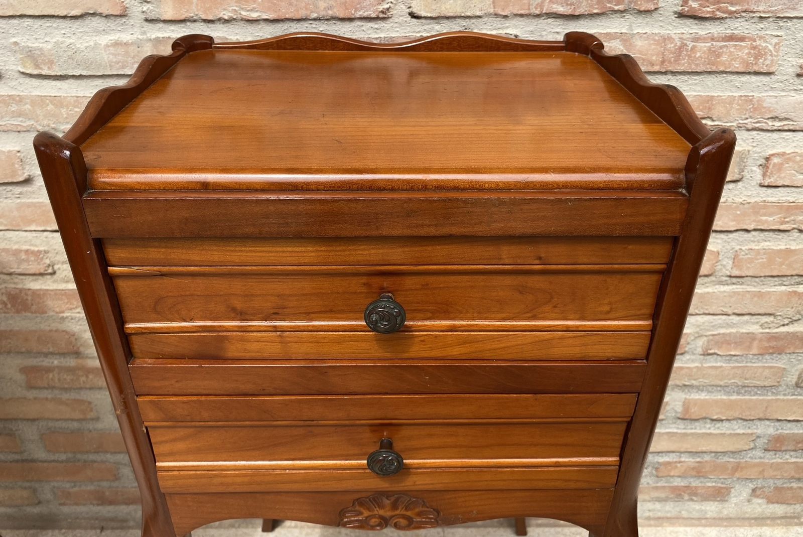 Pair Of French Cabriole Legs Nightstands Or Bedside Tables photo vinterior