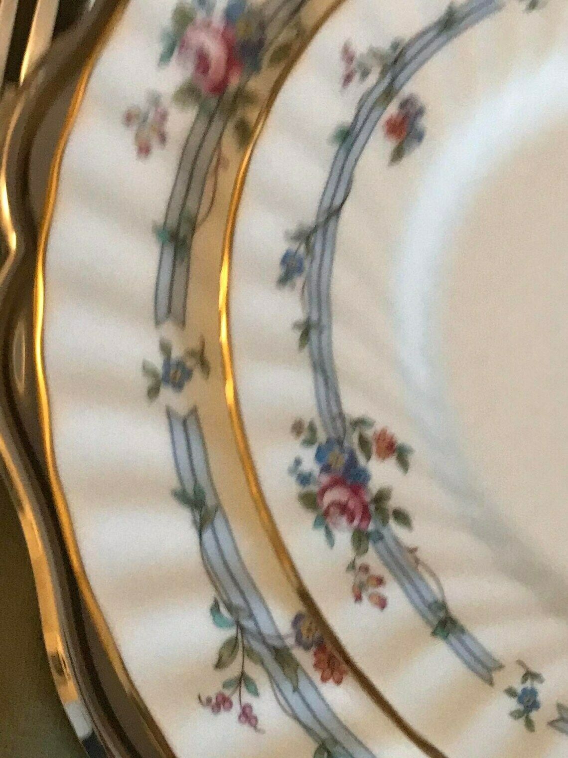 Minton Chartwell 6 Dinerborden Royal Doulton 6 Salade /Dessertborden Romantisch Bloemmotief Wit Gouden Rand Huwelijkscadeau Luxe Feestdagen Tafel photo buy