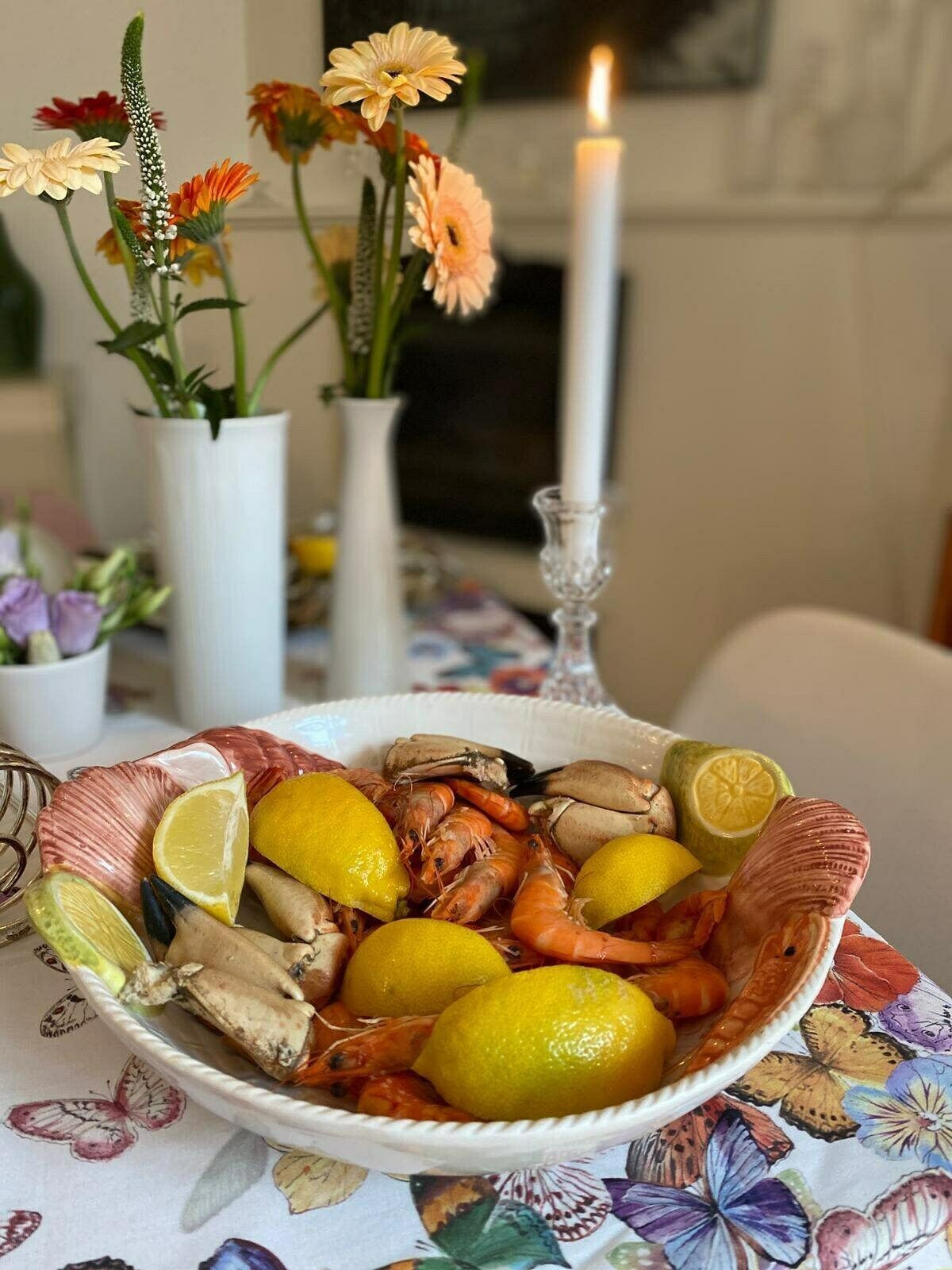 Serveerschaal Voor Zeevruchten Met Sauskom – Rond – Kreeft – Schelpdieren – Italiaans – Pastabord – Saladeschaal – Handgemaakt Aardewerk Italië photo Woonaccessoires