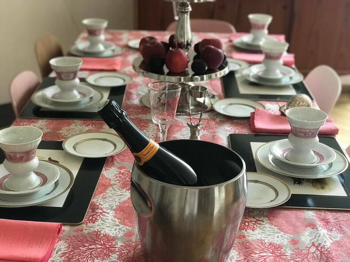 photo for sale Rudesheim Tea Cups Heinrich Germany Set 6 Cups Saucers And Red White Germany Heinrich Irish Coffee Cup Goblet Rudesheimer