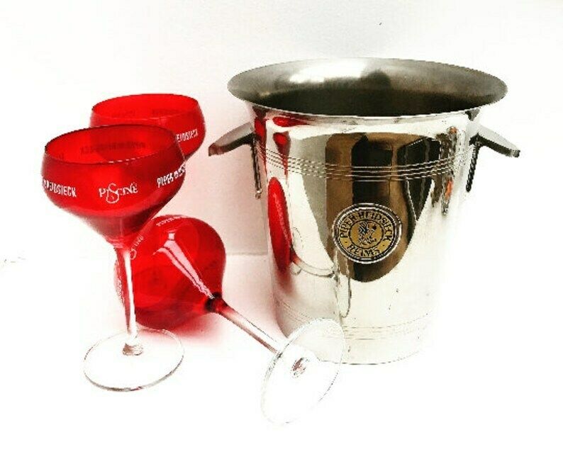 photo furniture Franse Champagne Piper Heidsieck Ijsemmer Mid Century 3 Rode Glazen Roestvrijstalen Wijnkoeler Barkar Decoratie Tuinfeest Bruiloft Cadeau