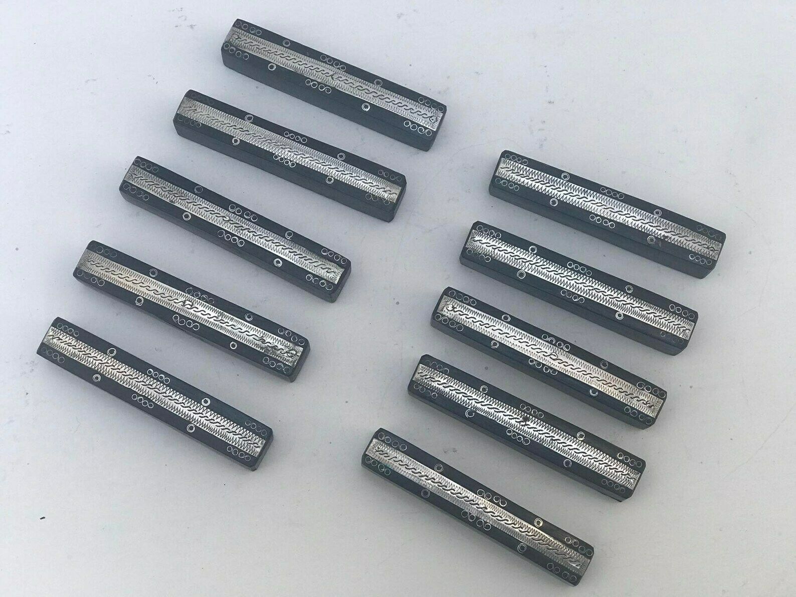 Messenlegger Set Tuareg Zilver Tribaal Berber Nomadisch Kunst Handgemaakt Decor Houten Zilver Afrikaanse Kunst Verzamelaar Huwelijkscadeau Uniek photo vinterior