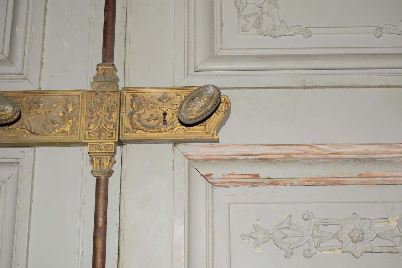 photo buy Large Set Of Napoleon III French Antique Exterior Doors With Carved Panels