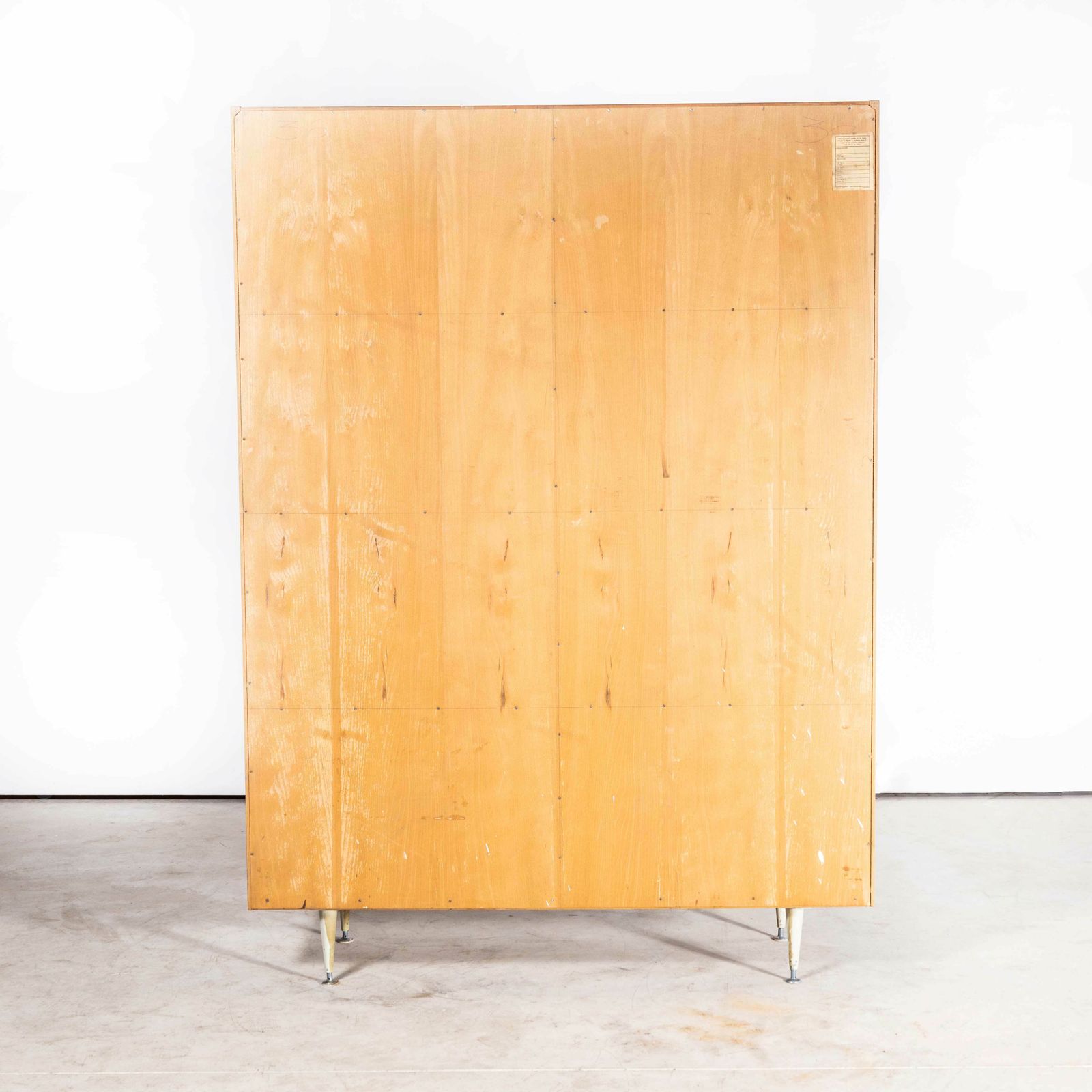 photo vinterior 1960’s Large Mid Century Glass Fronted Shelved Cabinet